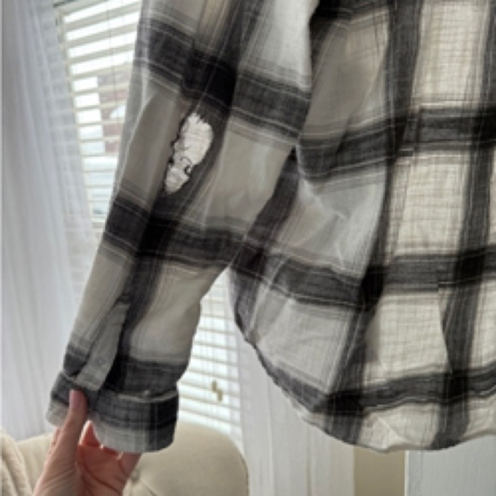 Plaid Hooded Button-Front Shirt Jacket - White & Black - Picture 3 of 4